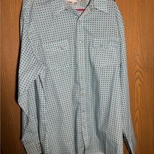 Wrangler pearl snap long sleeve shirt